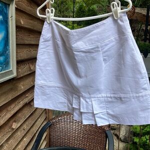 White Ruffle Short/Skort